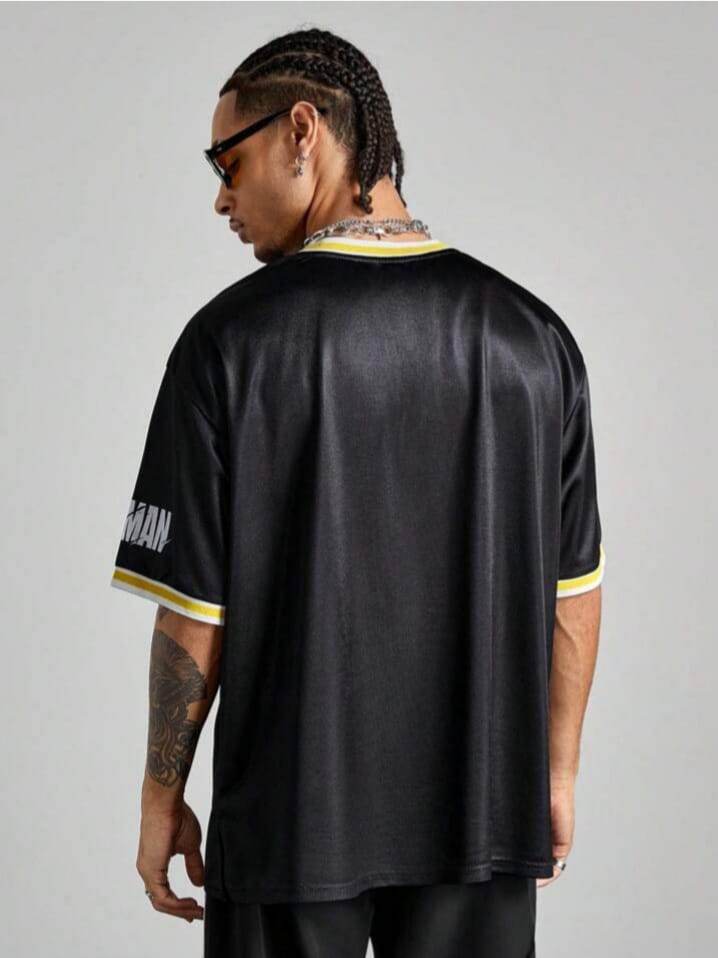 Uptown Funky Men's Batman Letter & Graphic V-Neck Short Sleeve Active T-Shirt